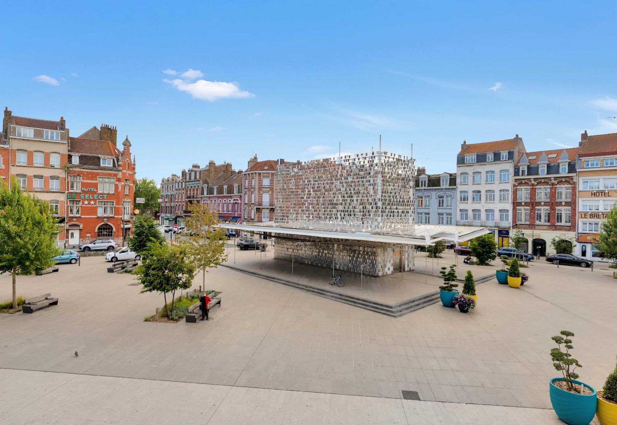 B&B Hotel Dunkerque Centre Gare Dunkirk Bagian luar foto