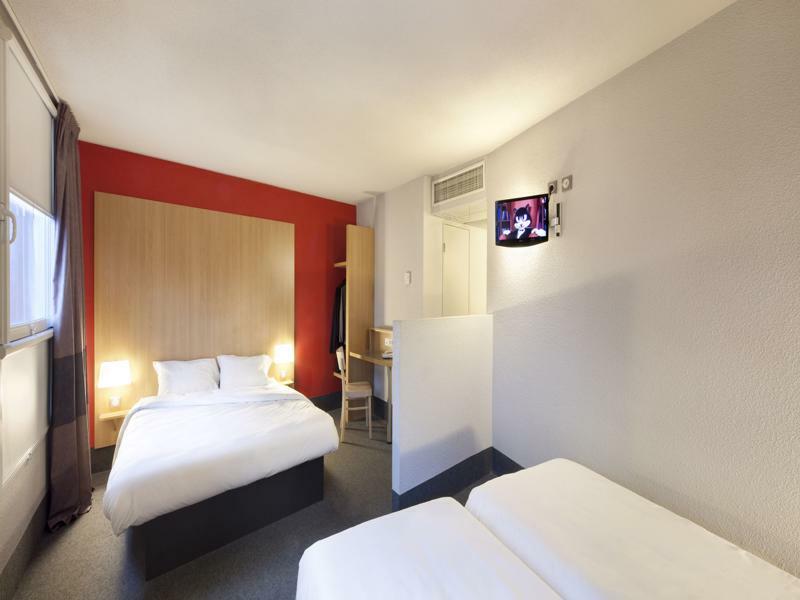 B&B Hotel Dunkerque Centre Gare Dunkirk Bagian luar foto